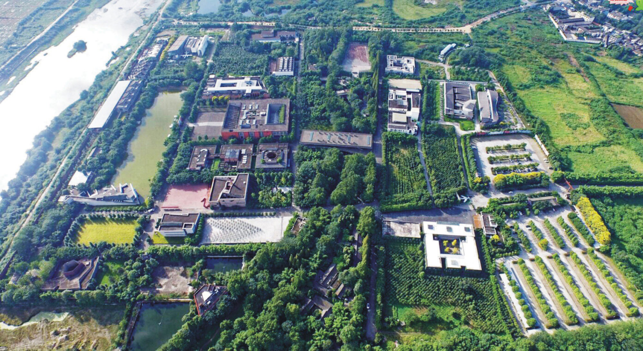 35、建川博物馆聚落.png